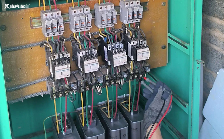 無(wú)功補(bǔ)償控制器