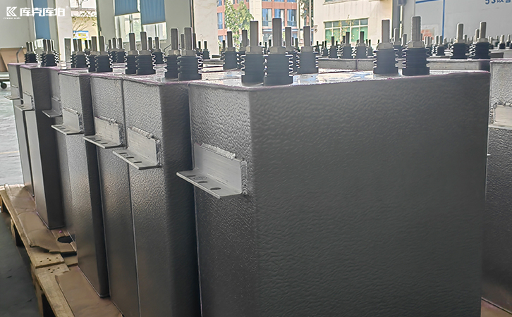 中頻爐電熱電容器