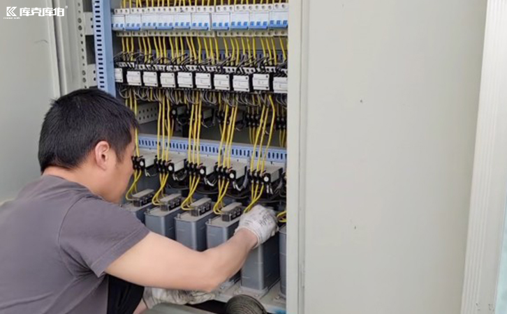 電力補償電容器